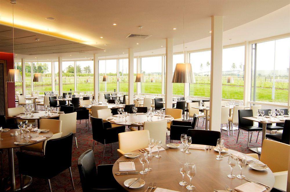 Holiday Inn Salisbury - Stonehenge, An Ihg Hotel Amesbury Eksteriør billede